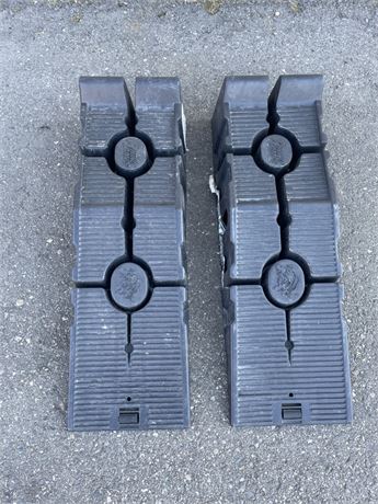 Rhino Ramps for Auto or Light Truck, 36x12 w/ 6.5" Rise