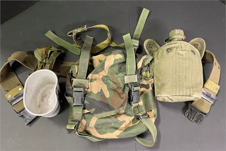 Camo Field Bag/Canteen, Belt, & Water Tin