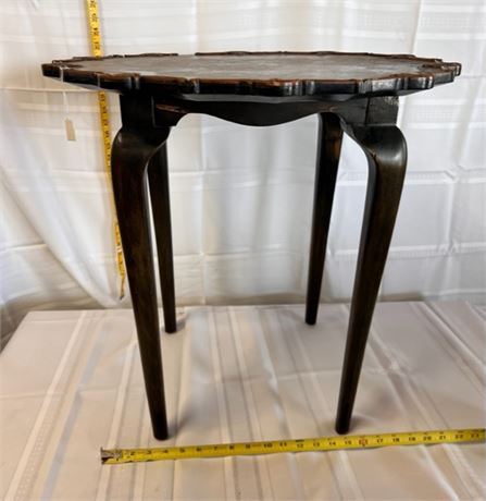 table--round, side table