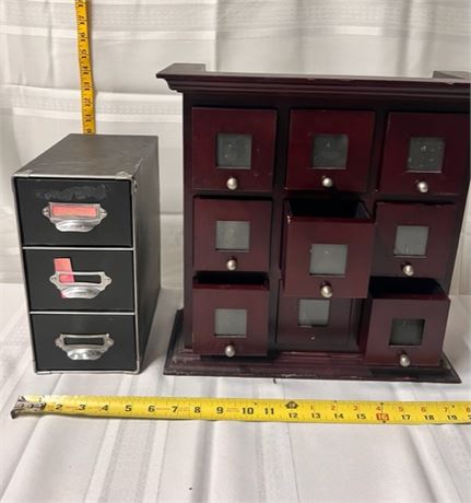 2 storage boxes-