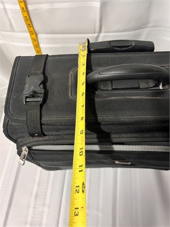 Rolling briefcase or computer bag