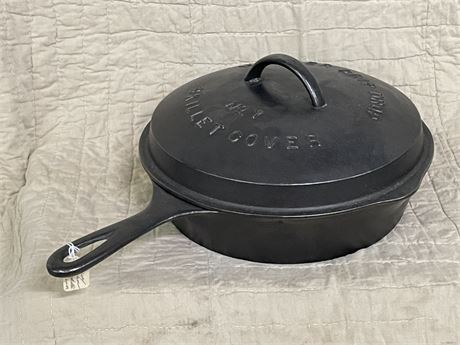 Wagner Cast Iron #7A Drip Drop Covered Roaster -