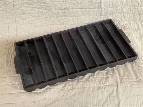 Vintage Wagner Cast Iron Bread Stick Pan -