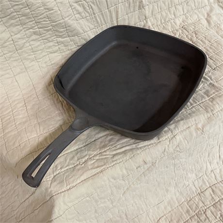 Vintage Wagner Square Skillet - 1218B