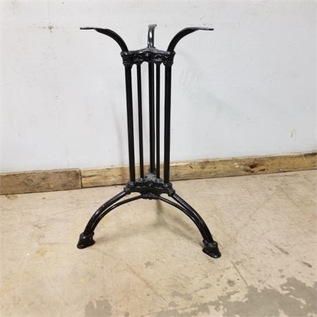 Vintage Cast Iron Table Base - 28"⬆️