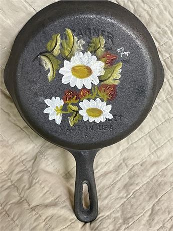 Vintage Wagner Cast Iron Skillet #3 (Hand Painted Bottom)