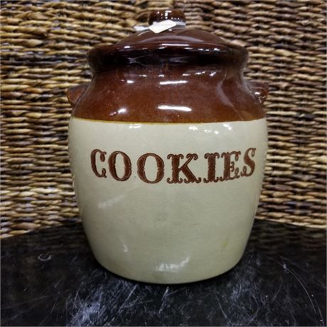 Vintage Monmouth Ill. Cookie Jar...5x9