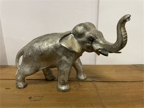 Vintage Cast Iron Elephant - 8x5