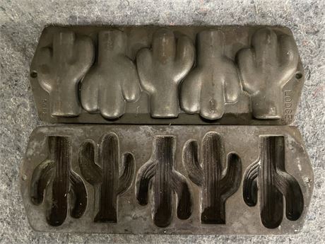 Vintage Lodge Cactus Cast Iron Muffin Pan - 15x6