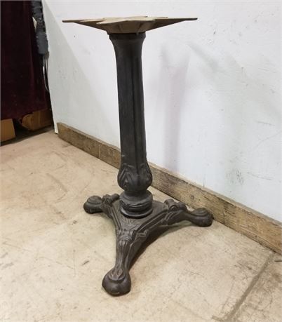 Antique Cast Iron Table Base  - 28"⬆️