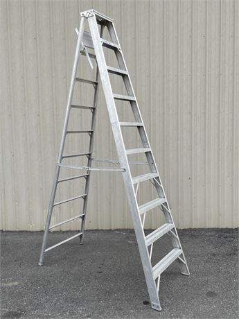 10ft Step Ladder