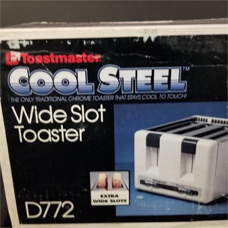 New In Box 4 Slice Toaster