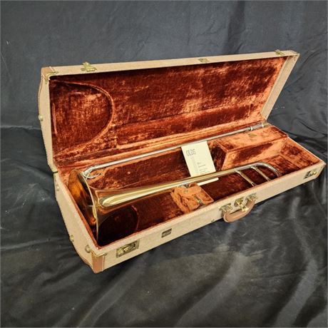 Vintage Olds Trombone & Case 🎵🎶🎵🎶