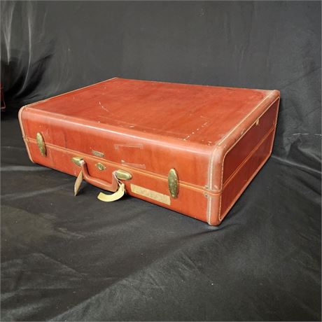 Vintage Leather Samsonite Suitcase...26x19x9
