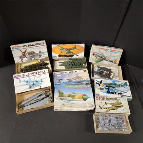 Assorted Collectible Airplane Model Kits