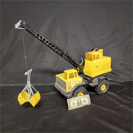 Vintage Tonka Crane