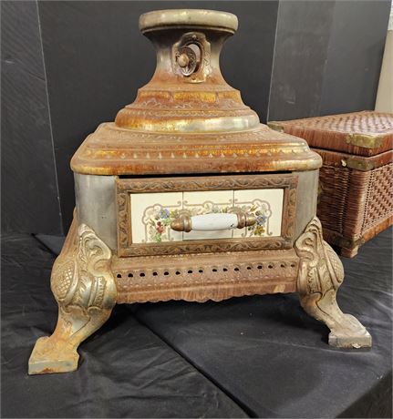 Antique Europeon Style Living Room Stove...No Chimney...23x23x23