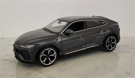 Collectible Burago Die -Cast Lamborgini Urus