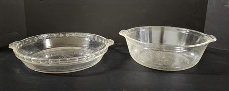 Vintage Pyrex Pair