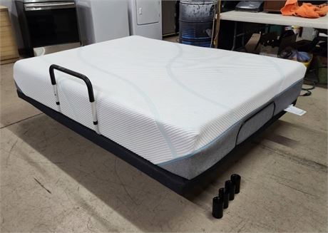 Like New Queen Tempurpedic Medium Adapt Mattress & Mechanical Bed w/ Remote