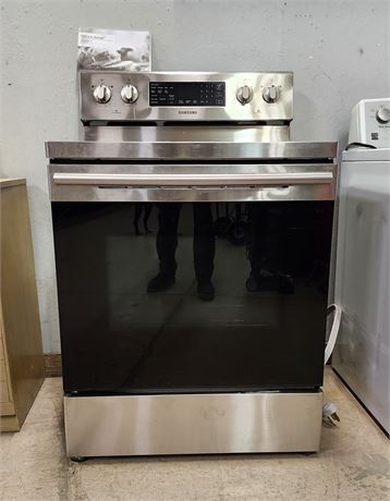 Samsung Electric Range, 30x27x47