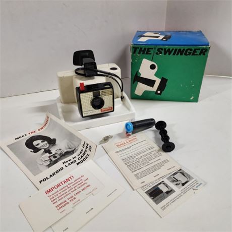 Vintage Polaroid Model 20 "Swinger" Land Camera, c. 1965-1970