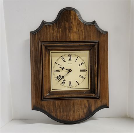 Verichron Wall Clock, 15x22