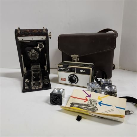 Antique #1Kodak Jr Canadian Kodak Vest Pocket Camera & Case + Vintage Instamatic