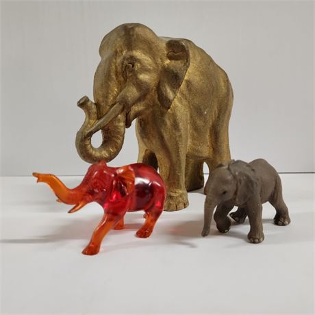 Collectible Elephant Trio