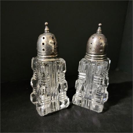 Vintage Salt & Pepper Shaker Set