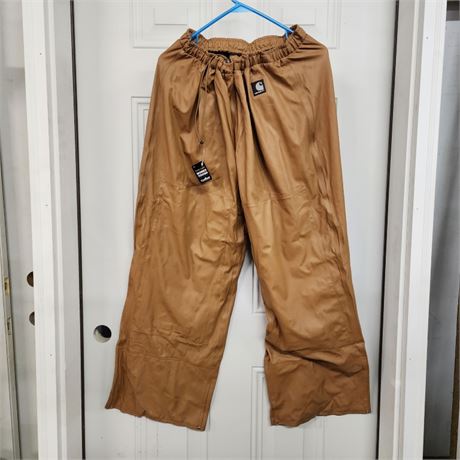 NEW Carhart Rain Pants - Sz L