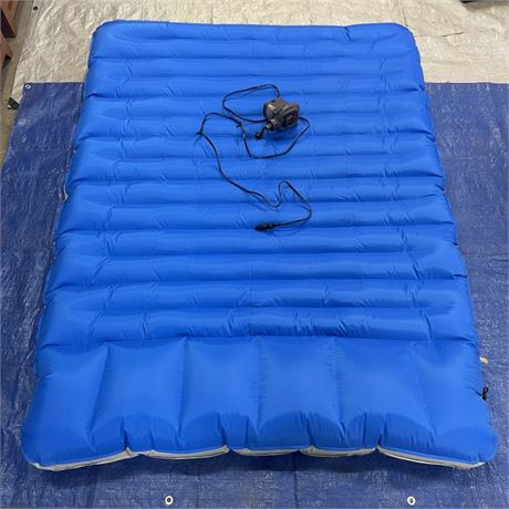 Air Mattress w/ Quick Fill Pump