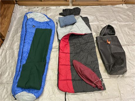 2 Sleeping Bags w/ Liner & Pillow & Dry Bag