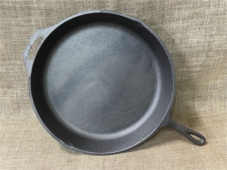 Never Used 15" Cast Iron Frying Pan