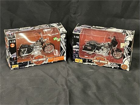 NIB Harley Davidson Die Cast Replica Motorcycles Pair