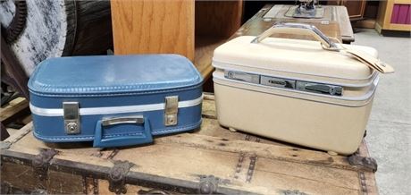 Retro Travel Cases