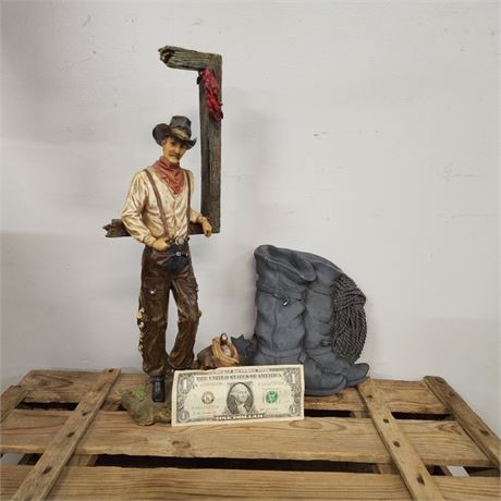 Wester Decor -Large 16"⬆️ Cowboy Statue & Boots Wall Hanger