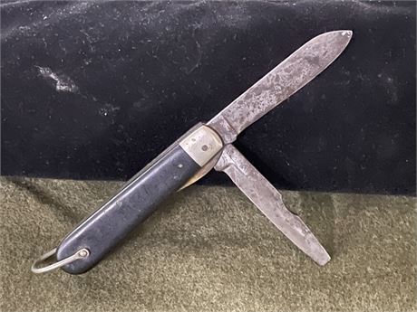 Vintage Camillus Pocket Knife