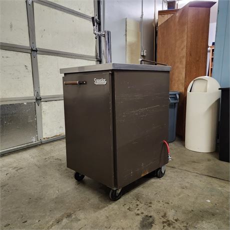 Plug-In Superior Keg Cooler, Works, 24x27x38