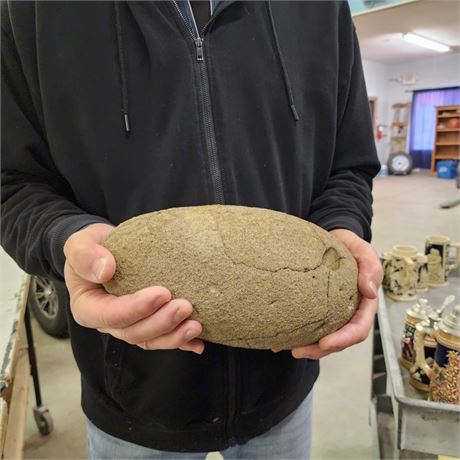 Mano, The hand held part of Metate and Mano, used for grinding corn.