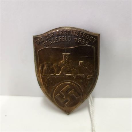 Gen 1933 German 3rd Reich Labour Day Front Pin