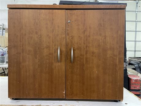 Cabinet - 36x23x30