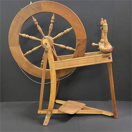 Ashford New Zealand Made Spinning Wheel