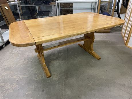 Vintage Table w/ Leaves (8'x44"x30") w/out leave (6'x44"x30")