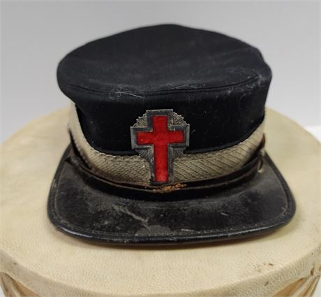 Knights Templar Regalia 7 ⅛ Size w/ Manufacturers Hallmark