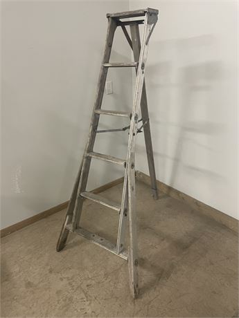 Vintage 6ft Wood Tripod Step Ladder