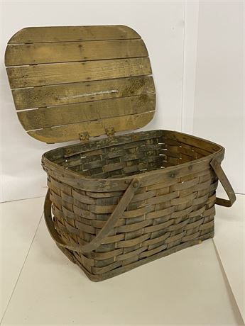 Antique Picnic Basket - 18x12x10