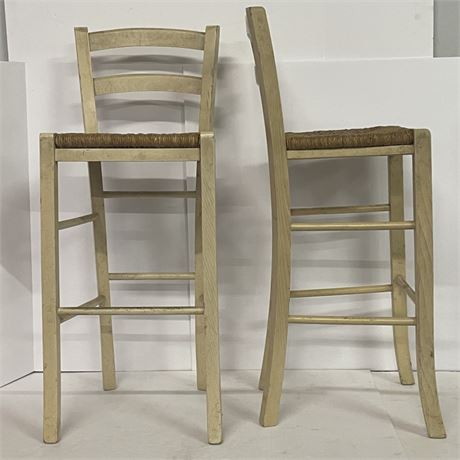 Kitchen Counter/Bar Height Stool Pair...39"