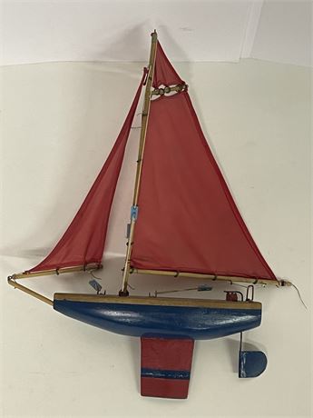 Large Vintage Wood Sailboat, 13", Lanteen Rigged