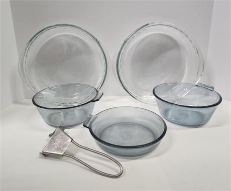 Vintage Pyrex Bowls & Handle + Pie  Plates